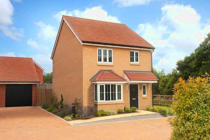 3 Bedroom Detached House For Sale In Hollytree Walk, Redmason Road, Ardleigh, Colchester, CO7