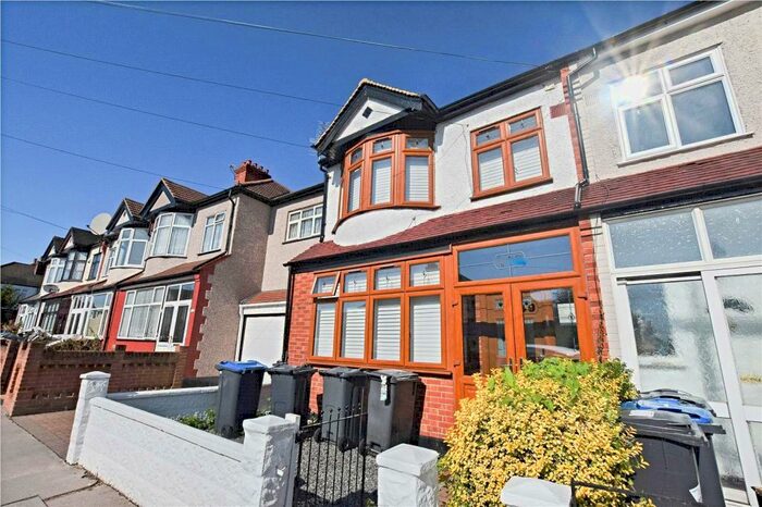 Apartment To Rent In Beckford Road, Croydon, CR0