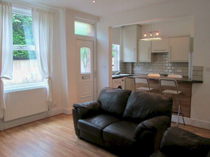 3 Bedroom Terraced House To Rent In Salisbury Grove, Leeds, LS12