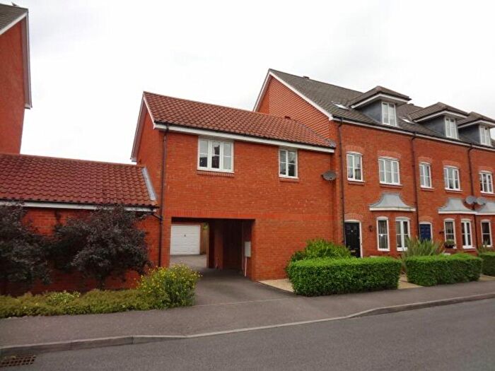 1 Bedroom Apartment To Rent In Howes Drive, Bedfordshire, MK43