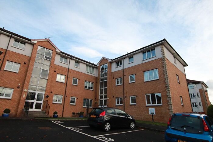 2 Bedroom Flat To Rent In Queen Elizabeth Court, Clydebank, G81