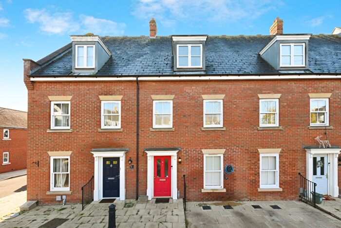 4 Bedroom Terraced House For Sale In Britten Crescent, Witham, Essex, CM8