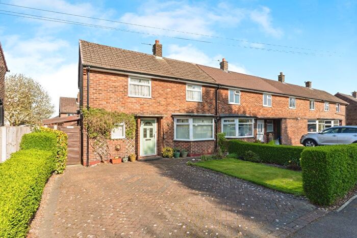 2 Bedroom Semi-Detached House For Sale In Poplar Avenue, Culcheth, Warrington, Cheshire, WA3