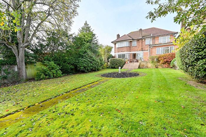 5 Bedroom Detached House For Sale In The Ridings, Ealing, London, W5