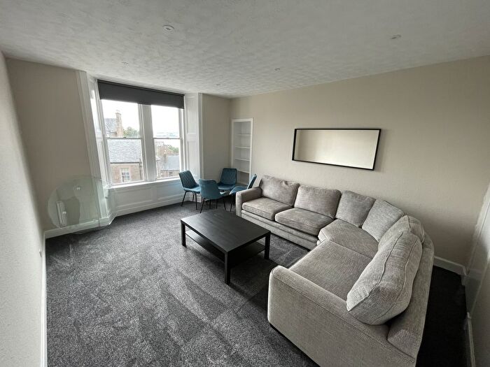 2 Bedroom Flat To Rent In Hawkhill, Dundee, DD2