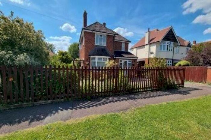 4 Bedroom Property To Rent In Maidenhall, Gloucester, GL2