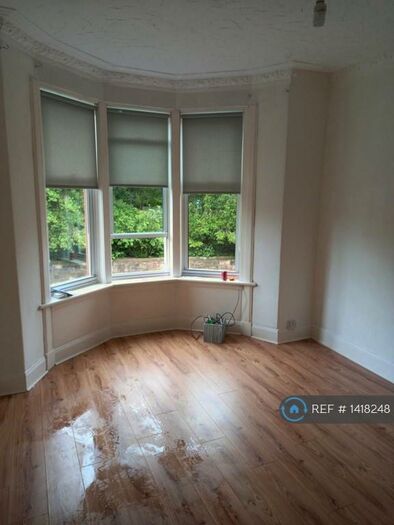 1 Bedroom Flat To Rent In Tollcross Road, Glasgow, G32