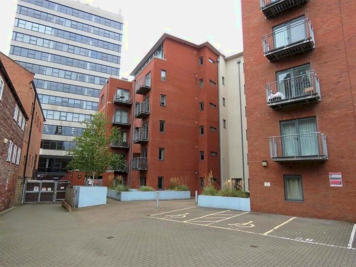 3 Bedroom Property To Rent In The Chimes, Vicar Lane, S1