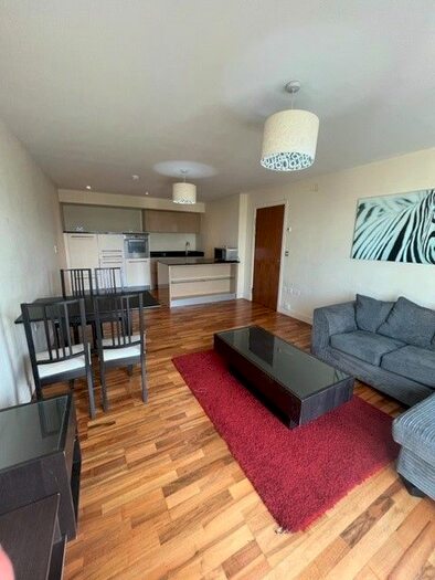 2 Bedroom Flat To Rent In The Boulevard, Birmingham, B5
