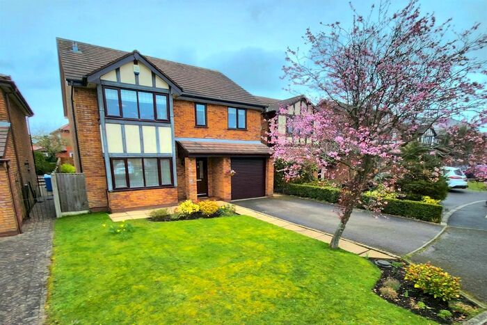 4 Bedroom Detached House For Sale In Amberleigh Close, Appleton Thorn, Warrington, WA4