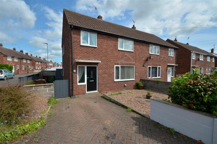 3 Bedroom Semi-Detached House To Rent In Springfields, Knottingley, WF11