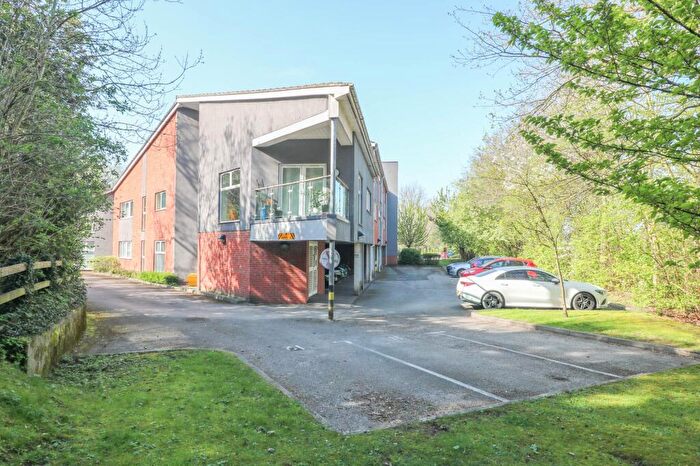 3 Bedroom Apartment For Sale In Gawer Park, Chester, CH1