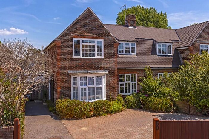 3 Bedroom Semi-Detached House For Sale In West Avenue, Worthing, BN11
