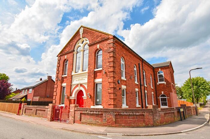 2 Bedroom Flat For Sale In High Street, Thurleigh, MK44