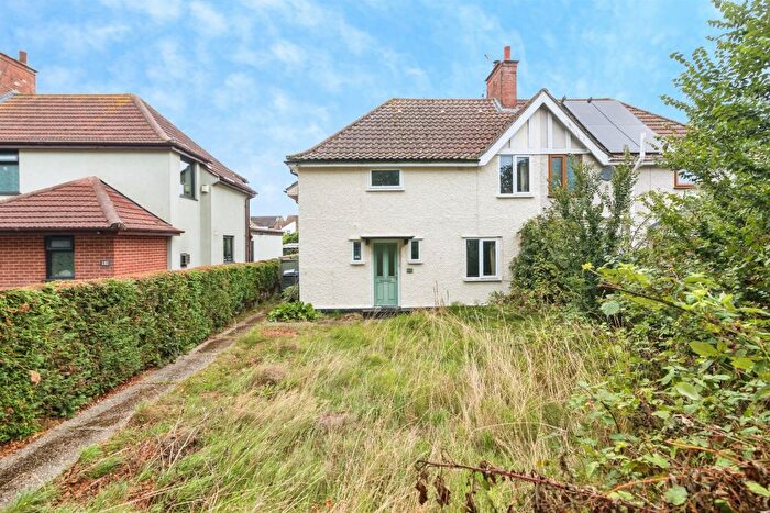 3 Bedroom End Of Terrace House For Sale In Kirkley Gardens, Lowestoft, NR33