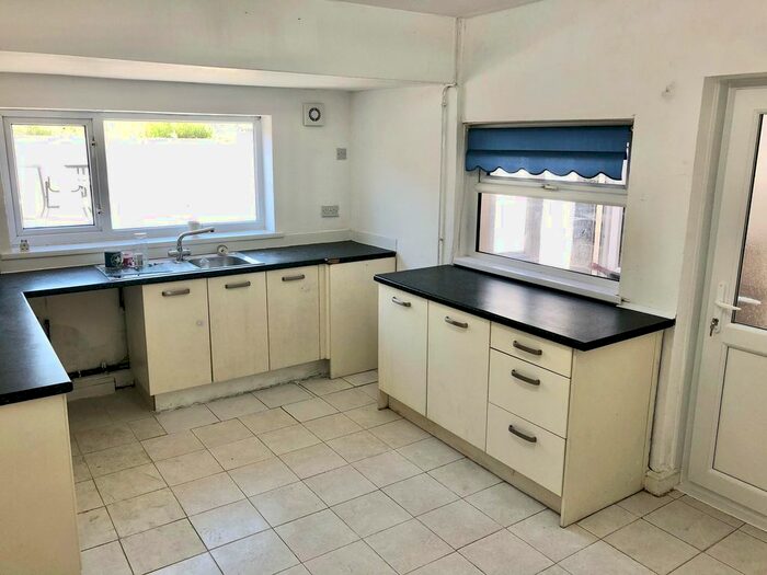 3 Bedroom Property To Rent In Henry Street, Bargoed CF81