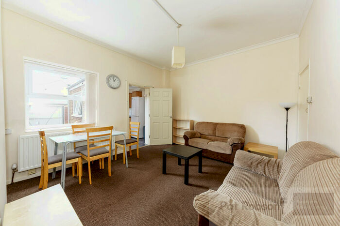 4 Bedroom Apartment To Rent In Kelvin Grove, Sandyford, Newcastle Upon Tyne, NE2