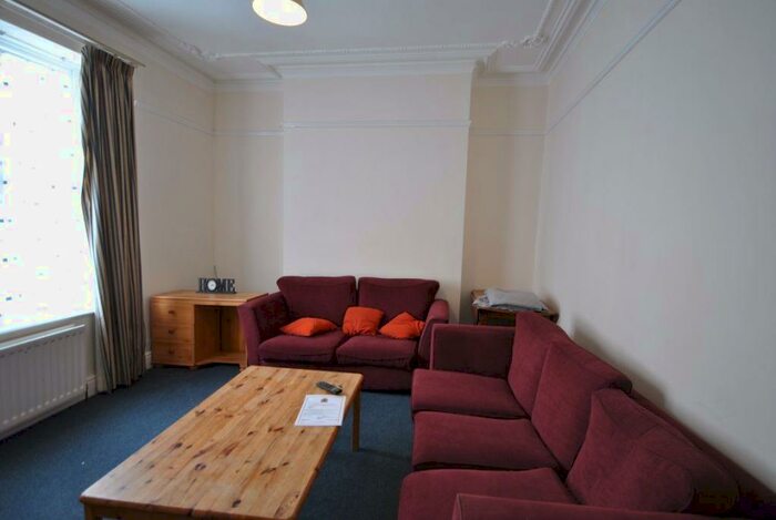 5 Bedroom Property To Rent In Clayton Park Square, NE2