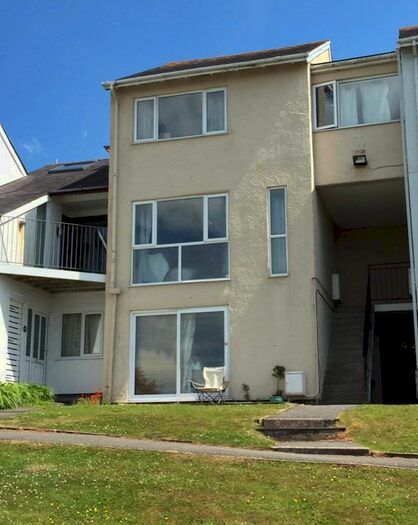 1 Bedroom Flat To Rent In Ffordd Glyder, Y Felinheli LL56