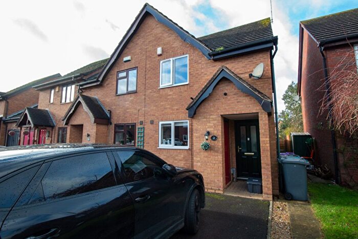 2 Bedroom Flat To Rent In Borrowdale Close, Gamston, NG2