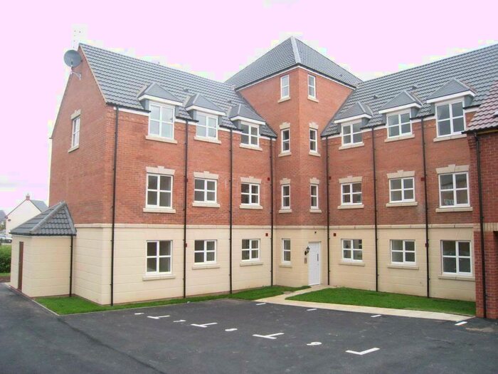 2 Bedroom Flat To Rent In Sockburn Close, Hamilton, Leicester, LE5
