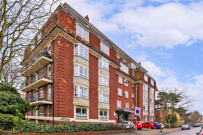 2 Bedroom Flat To Rent In Brittany House, Upper Richmond Road, SW15