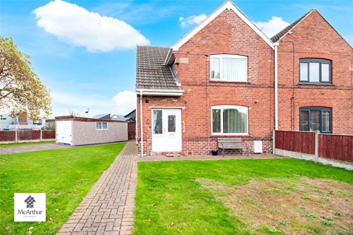 3 Bedroom Semi-Detached House For Sale In Milne Drive, Harworh And Bircotes, Doncaster, South Yorkshire, DN11