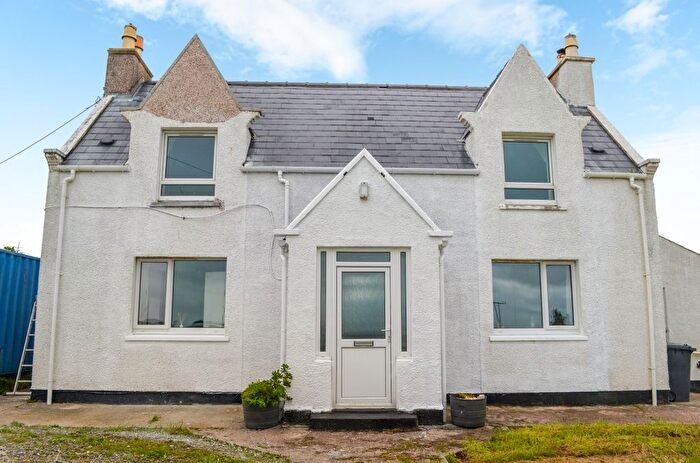 3 Bedroom Detached House For Sale In Upper Coll, Back, HS2