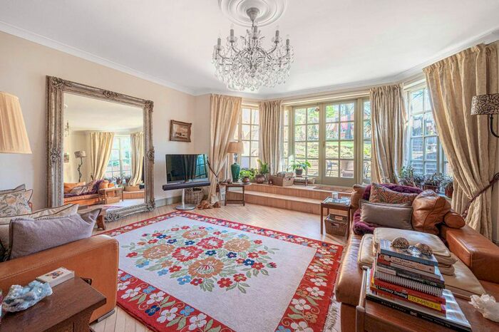 3 Bedroom Terraced House To Rent In Rosecroft Avenue, Hampstead, London, NW3