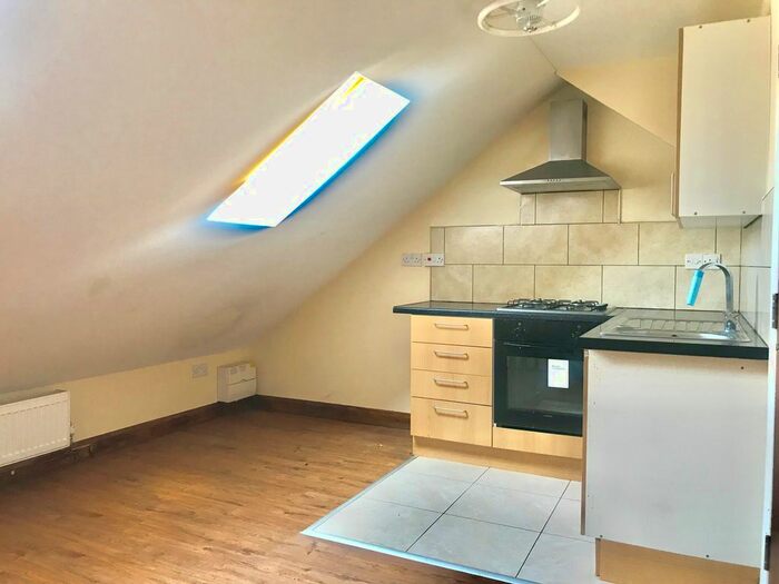 1 Bedroom Flat To Rent In Frisby Road, Leicester, Leicestershire LE5