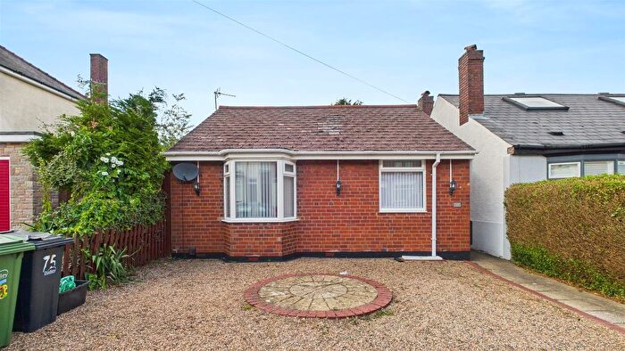 2 Bedroom Detached Bungalow For Sale In Greenhill Road, Halesowen, West Midlands, B62