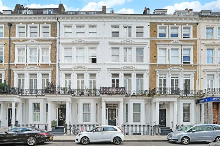 Studio To Rent In Collingham Place, London, SW5