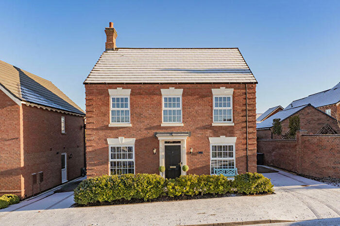 4 Bedroom Detached House For Sale In Owen Way- Market Harborough, LE16