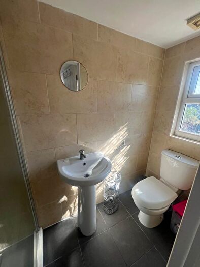 1 Bedroom Studio To Rent In Ilford, IG1