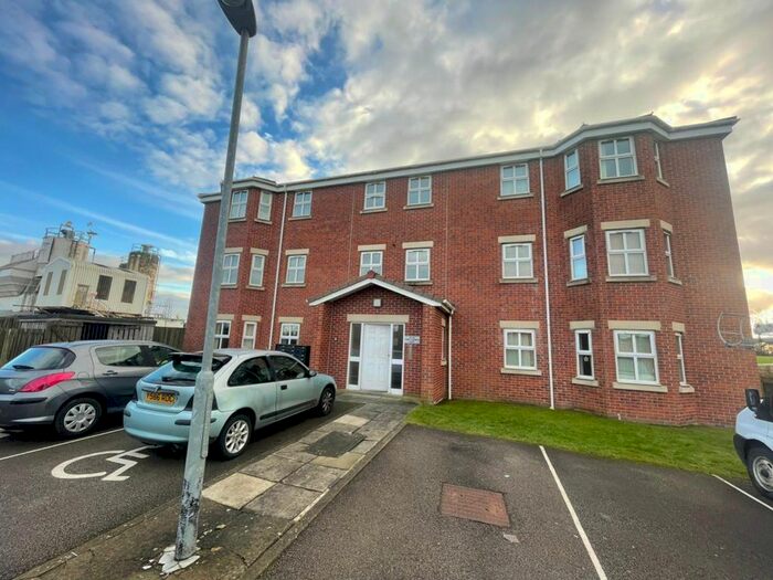 1 Bedroom Flat To Rent In Throstlenest Avenue, Darlington, DL1