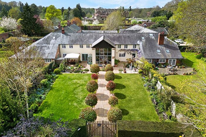 4 Bedroom Barn Conversion For Sale In Stoneleigh Abbey, Kenilworth, Warwickshire, CV8