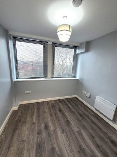 1 Bedroom Flat To Rent In Castleview House, East Lane, Cheshire, WA7