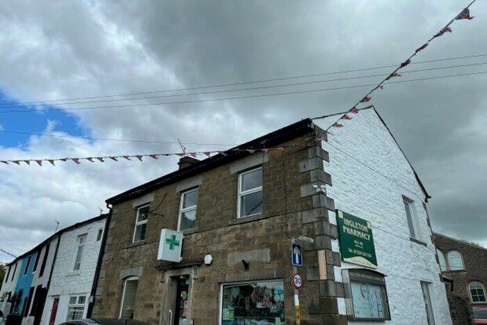 3 Bedroom Flat To Rent In Main Street, Carnforth, LA6