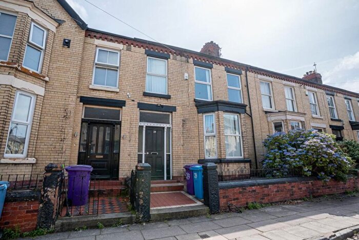 6 Bedroom Terraced House To Rent In Bedroom House, Gresford Avenue, L17