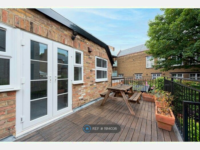 2 Bedroom Flat To Rent In Camberwell New Road, London, SE5