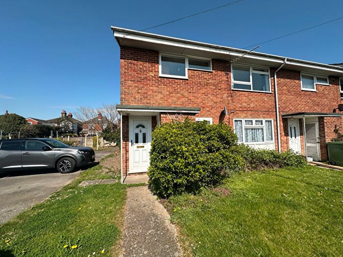 2 Bedroom Flat To Rent In Dymott Close, Southampton, SO15