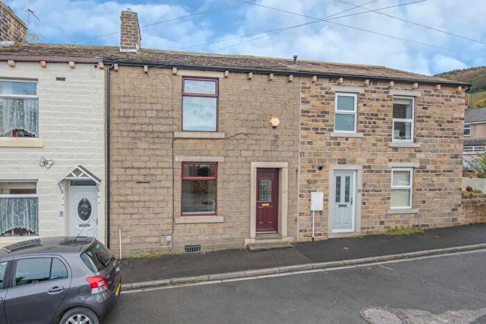 2 Bedroom Terraced House For Sale In Albert Street, Sutton In Craven, North Yorkshire, BD20