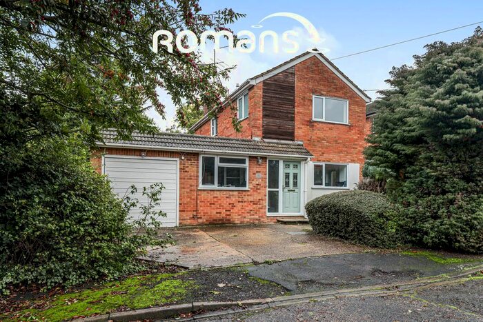 3 Bedroom Detached House To Rent In Joiners Way, Chalfont St. Peter, Gerrards Cross, SL9