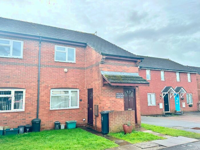 1 Bedroom Flat To Rent In Hopes Close, Lydney, GL15