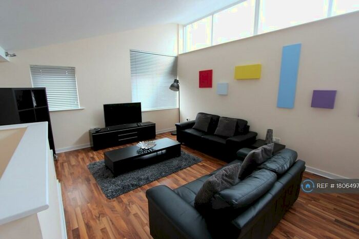 3 Bedroom Terraced House To Rent In Peregrine Street, Manchester, M15