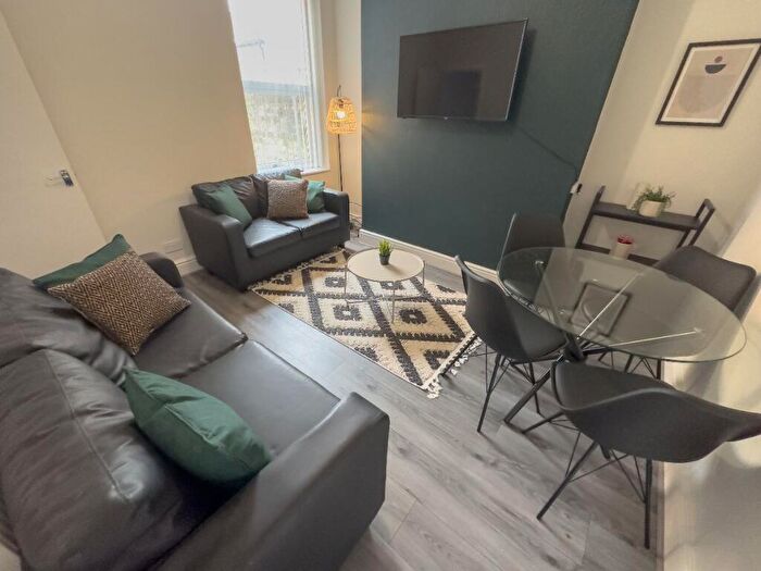 4 Bedroom Terraced House To Rent In Connaught Road, Liverpool, L7