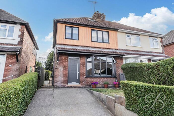 3 Bedroom Semi-Detached House For Sale In Crompton Road, Pleasley, Mansfield, NG19