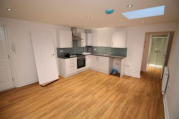 2 Bedroom Flat To Rent In Church Road, Redfield, BS5