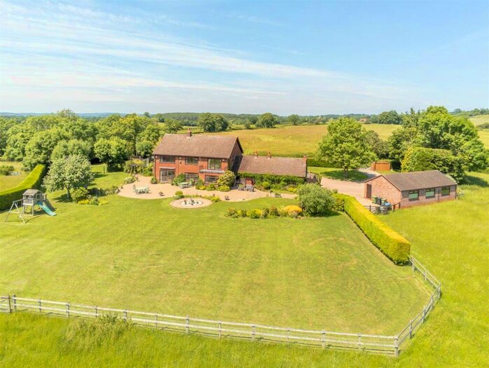 4 Bedroom Detached House For Sale In Brookfields Farm House, Haye Lane, Mappleborough Green, B80