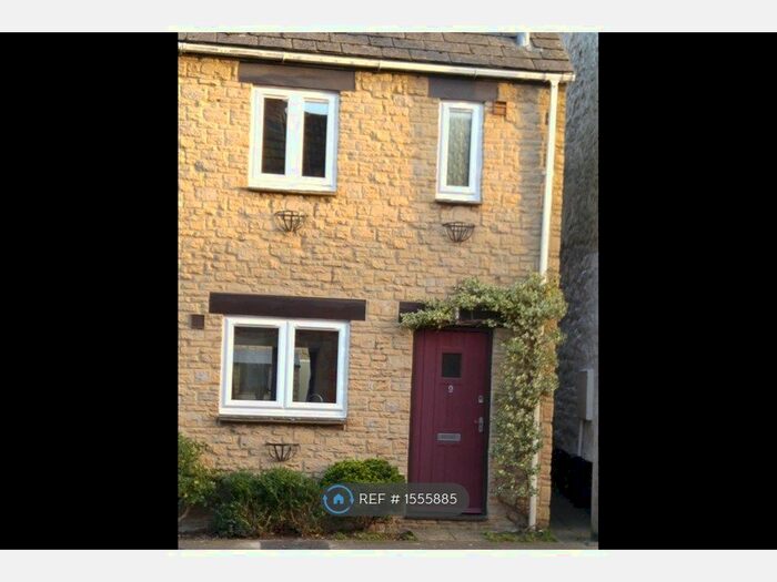 2 Bedroom End Of Terrace House To Rent In Nichol Court, Faringdon, SN7
